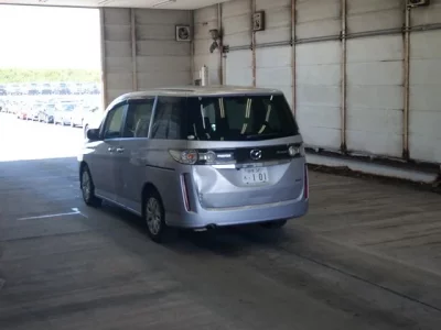 Mazda BIANTE