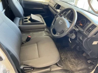 Toyota REGIUS ACE VAN