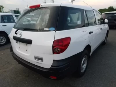 Nissan AD
