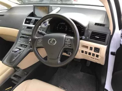 Lexus HS