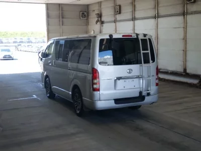 Toyota REGIUS ACE VAN
