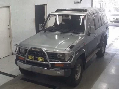 Toyota LAND CRUISER PRADO