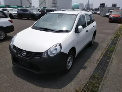Nissan AD