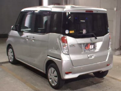 Mitsubishi EK SPACE
