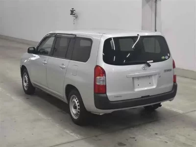 Toyota SUCCEED
