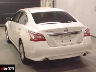 Nissan TEANA