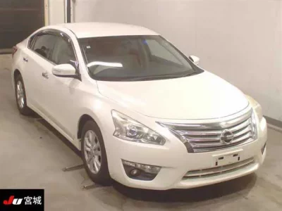 Nissan TEANA