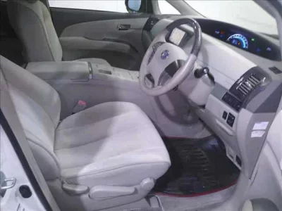 Toyota ESTIMA HYBRID