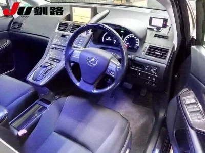 Lexus HS