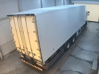Hino TRUCK