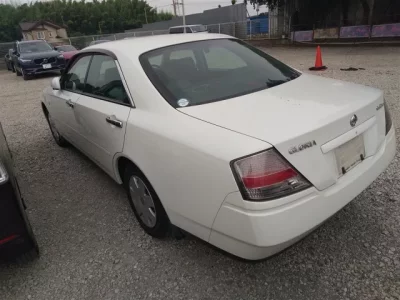 Nissan GLORIA