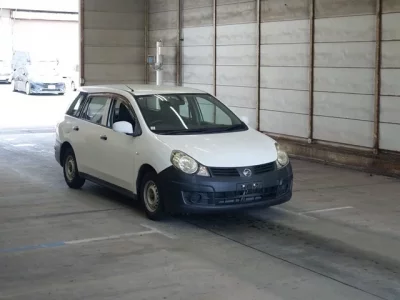 Nissan AD