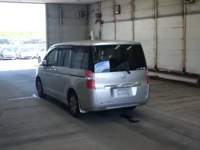 Honda STEP WAGON