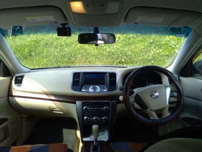 Nissan TEANA