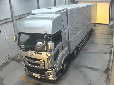 Isuzu TRUCK