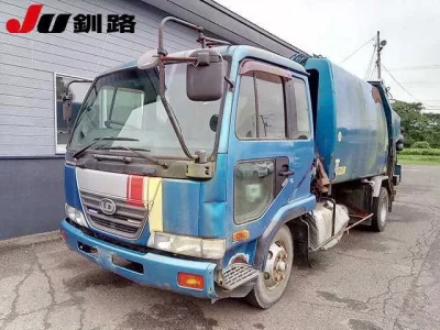 Nissan CONDOR