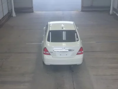 Nissan TIIDA LATIO
