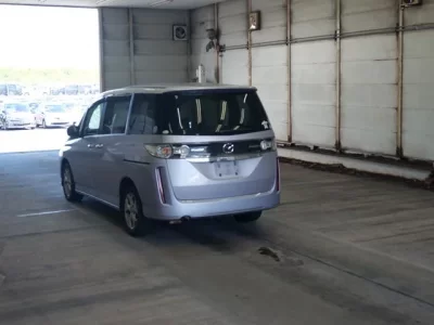 Mazda BIANTE
