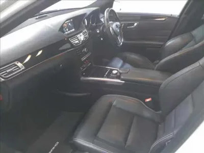 Mercedes-Benz E CLASS WAGON