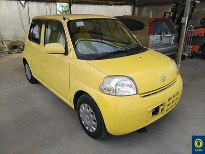 Daihatsu Esse