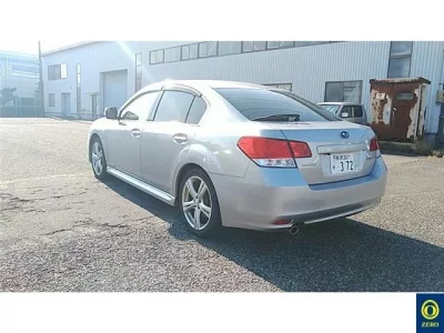 Subaru LEGACY B4