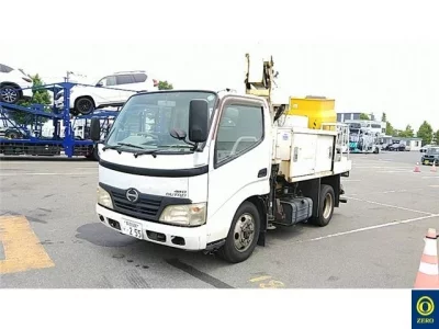 Hino DUTRO