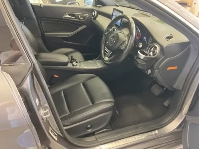 Mercedes-Benz CLA CLASS