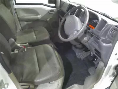 Mitsubishi MINICAB VAN