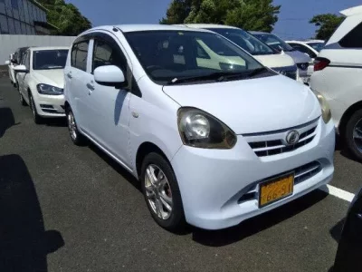 Daihatsu MIRA E S