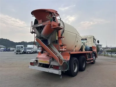 Nissan UD SERIES
