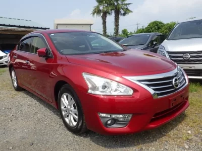 Nissan TEANA