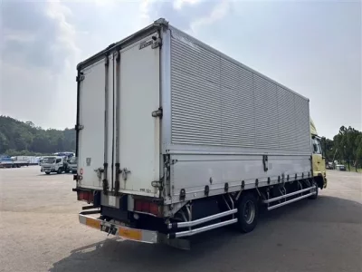 Nissan CONDOR