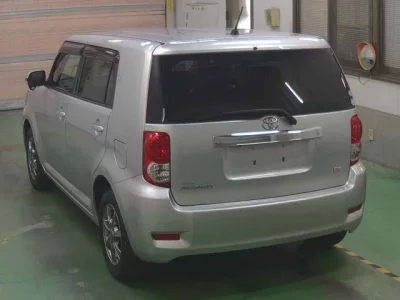 Toyota COROLLA RUMION