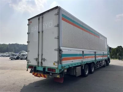 Hino TRUCK