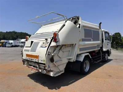 Nissan CONDOR