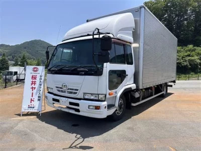 Nissan CONDOR