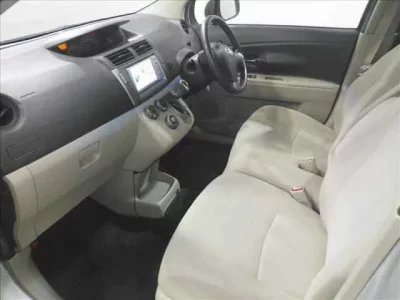 Toyota PASSO SETTE