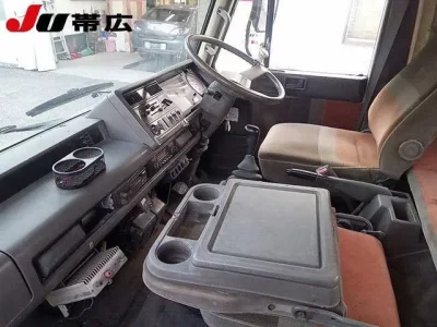 Nissan CONDOR