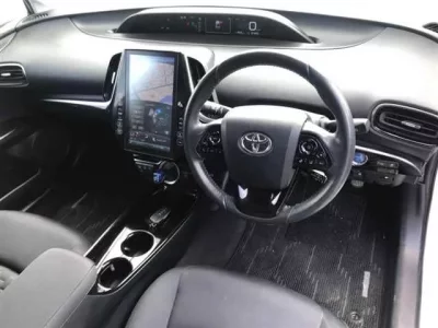 Toyota PRIUS PHV