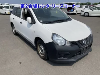 Nissan AD