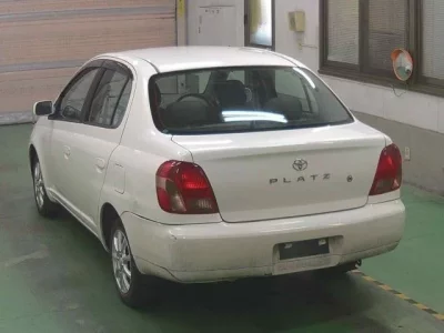 Toyota PLATZ