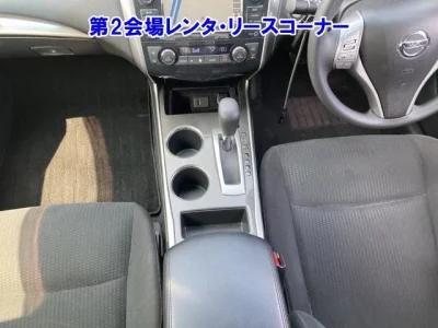 Nissan TEANA