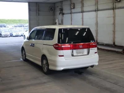Honda ELYSION