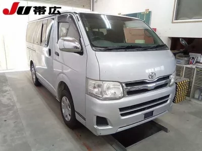 Toyota REGIUS ACE VAN