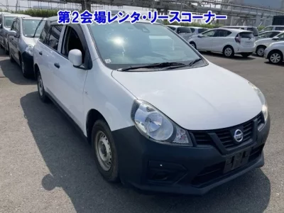 Nissan AD