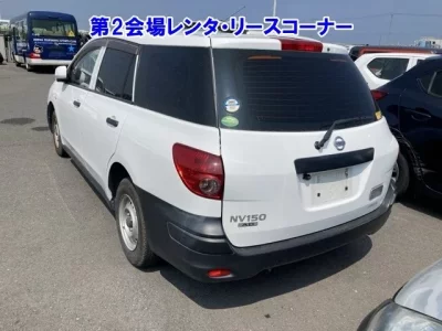 Nissan AD