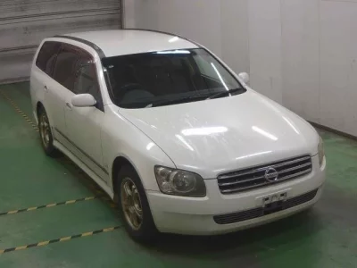 Nissan STAGEA
