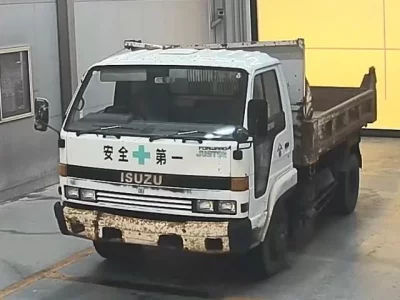 Isuzu JUSTON