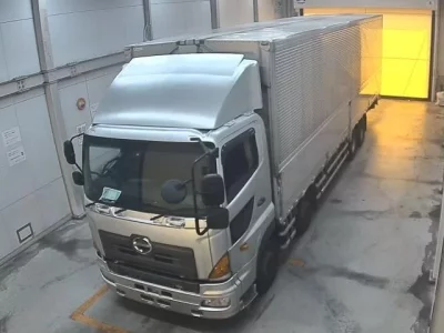 Hino TRUCK