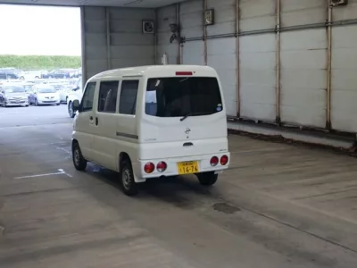 Nissan CLIPPER VAN